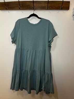 Old Navy Relaxed Crewneck Tee in Muted Teal